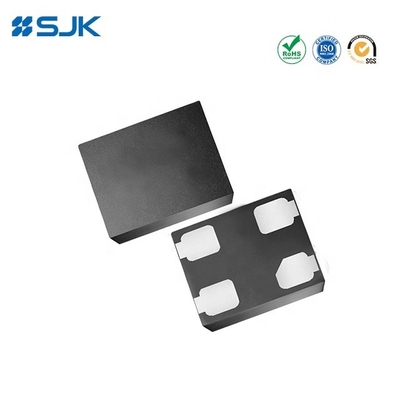 ออสไซเลเตอร์ MEMS สเปคตรัมกระจาย 2520 ขนาด LVCMOS 1MHz ~ 141MHz
