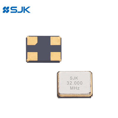 2520 TCXO 26MHz 1.8V-3.3V การออกคลิปไซน์วอล์ด ± 0.5ppm -40- 85C 4 Pads Pad